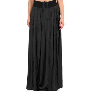 shyanne black maxi skirt